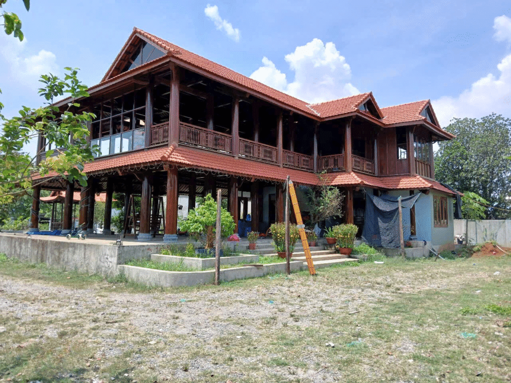 nhà sàn gỗ
