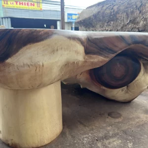 bàn gỗ nguyên khối 150 triệu